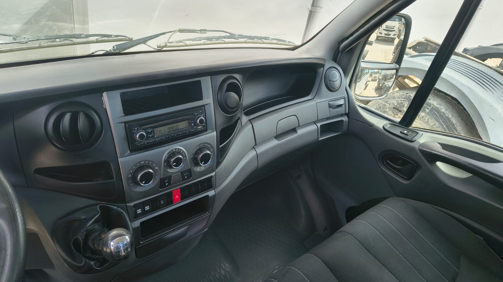 ccac35df-6a4e-4dbc-ae80-975eaa787234