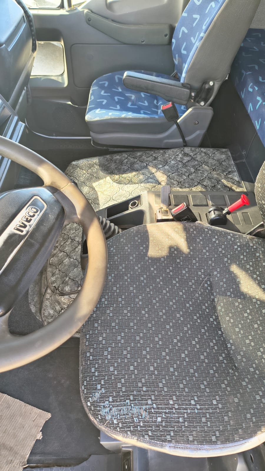 ffff6fd5-f71c-441f-a9b5-ffa6fd6f9de0