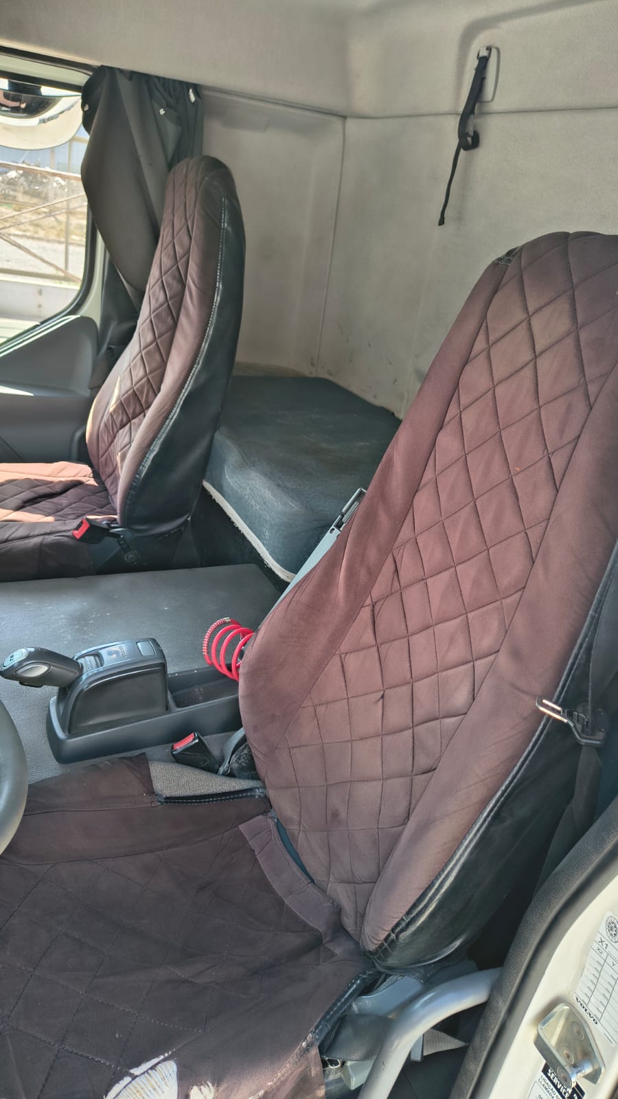 30ea7915-c6c5-4f18-9852-4d0c2da6afdb