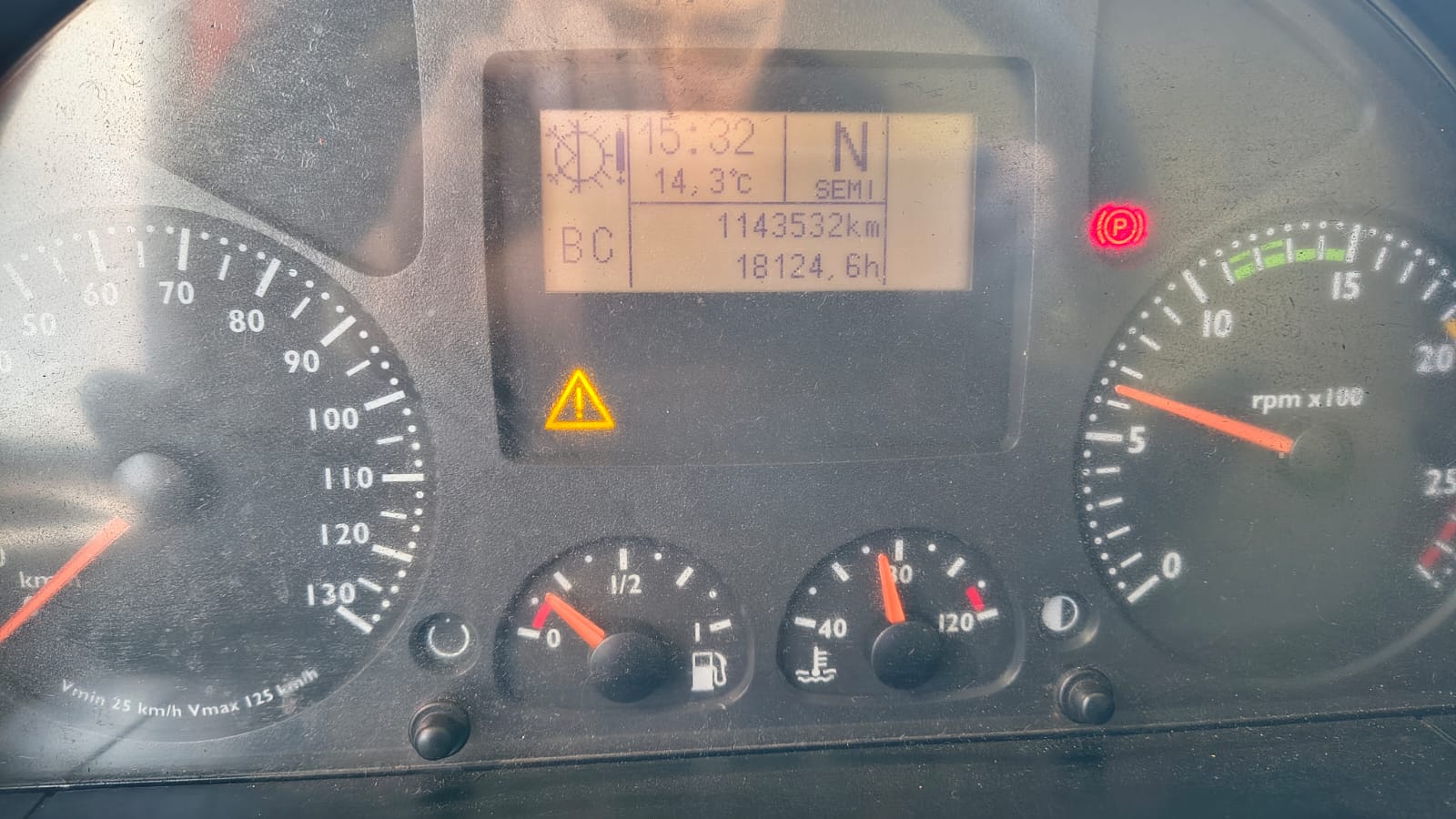 5cbe5daf-8c99-4072-8eab-53ad74295b15